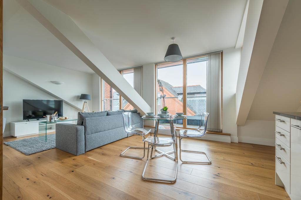 Hampden Apartments - The Elizabeth Windsor Zewnętrze zdjęcie